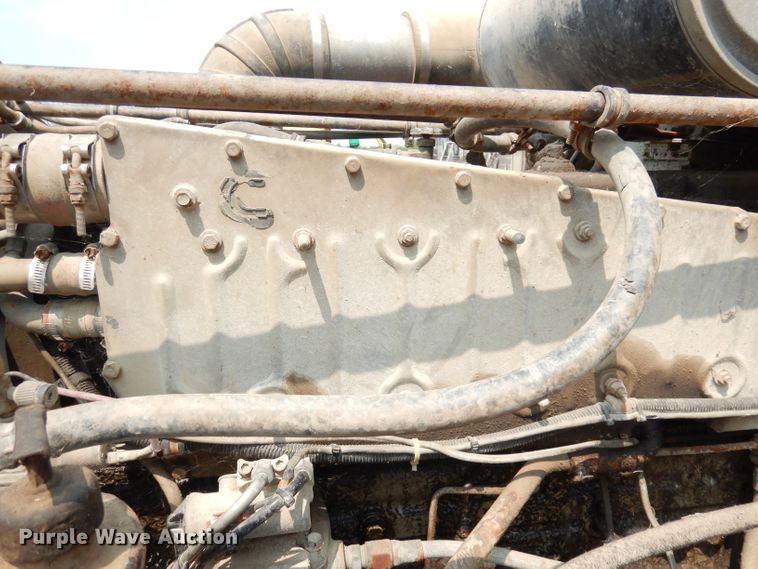 image for item DG0775 1989 Freightliner FLD120  dump truck