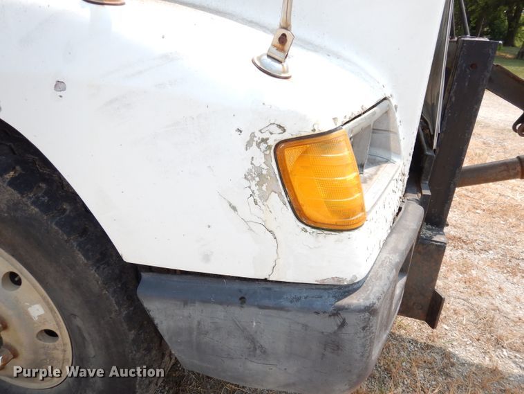 image for item DG0775 1989 Freightliner FLD120  dump truck