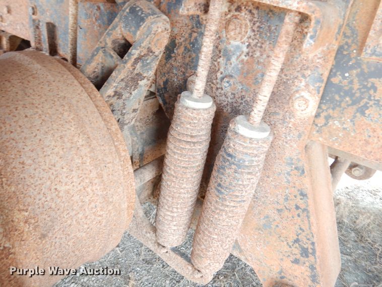 image for item DG0775 1989 Freightliner FLD120  dump truck