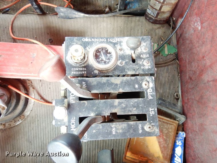 image for item DG0775 1989 Freightliner FLD120  dump truck