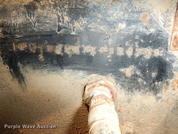 image for item DG0775 1989 Freightliner FLD120  dump truck