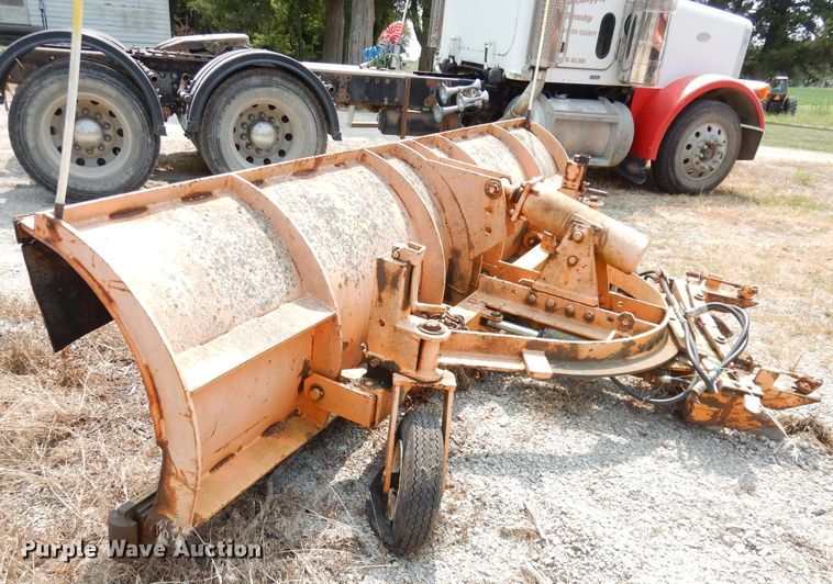 image for item DG0775 1989 Freightliner FLD120  dump truck