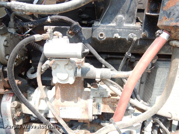 image for item DG0776 1996 Peterbilt 378  semi truck