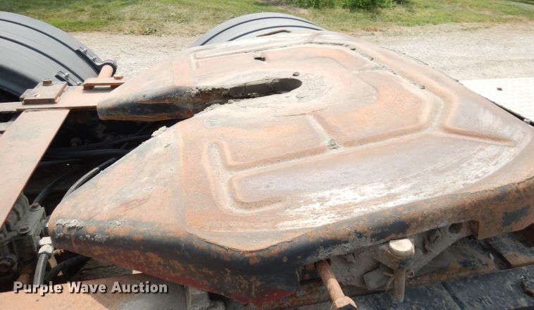 image for item DG0776 1996 Peterbilt 378  semi truck