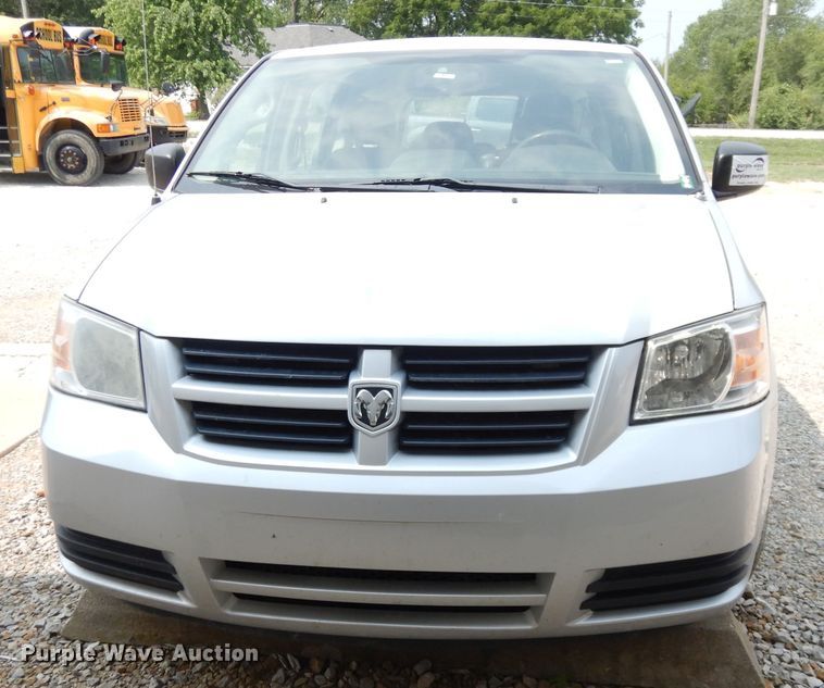 image for item DG0777 2008 Dodge Grand Caravan SE  van