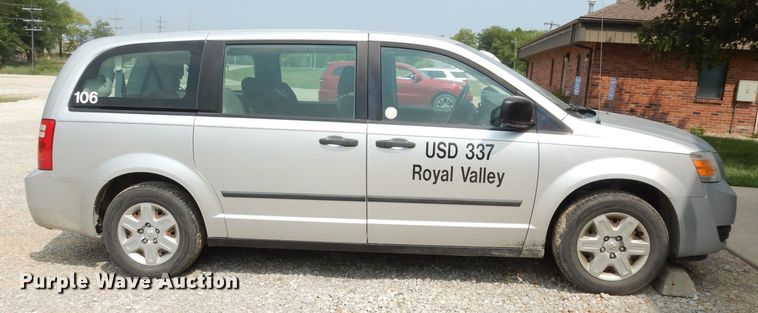 image for item DG0777 2008 Dodge Grand Caravan SE  van