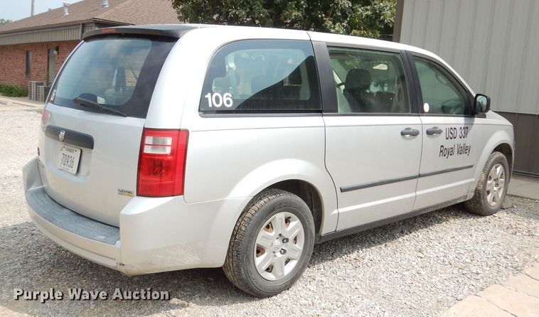 image for item DG0777 2008 Dodge Grand Caravan SE  van