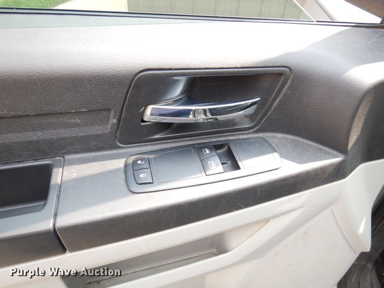 image for item DG0777 2008 Dodge Grand Caravan SE  van