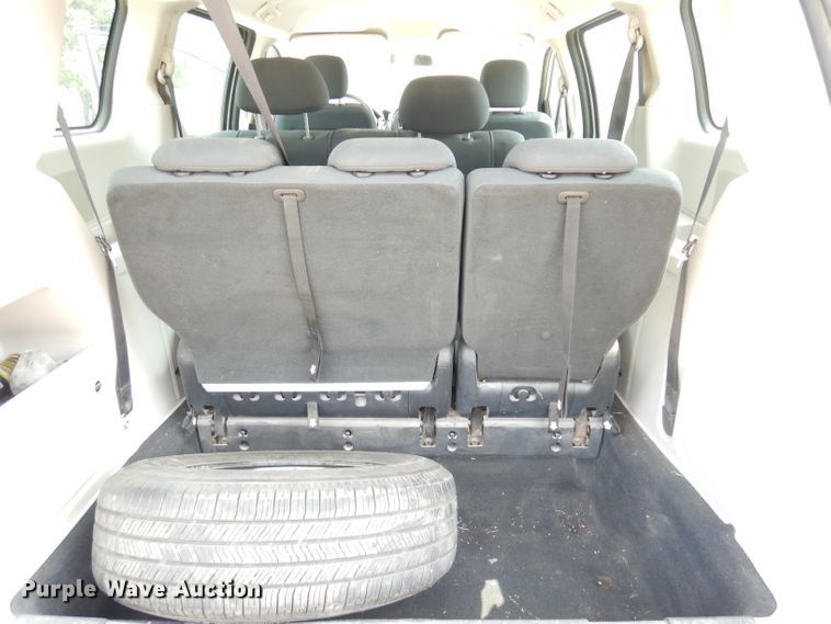 image for item DG0777 2008 Dodge Grand Caravan SE  van
