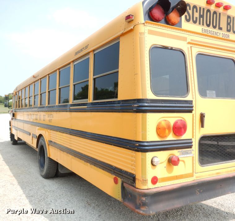 image for item DG0778 2002 Thomas 1100S  school bus