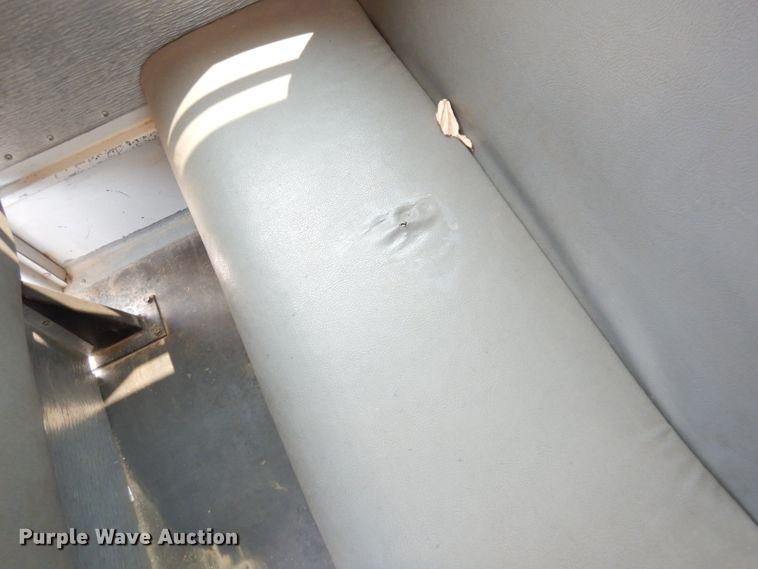 image for item DG0778 2002 Thomas 1100S  school bus