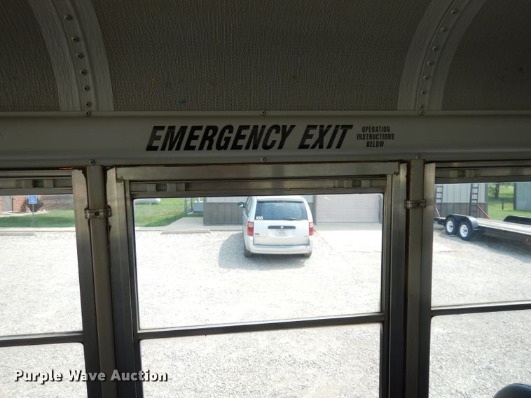 image for item DG0778 2002 Thomas 1100S  school bus