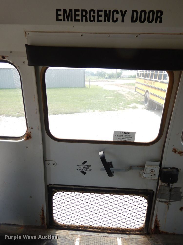 image for item DG0778 2002 Thomas 1100S  school bus