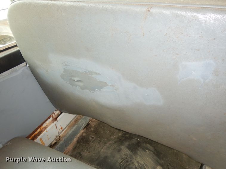 image for item DG0778 2002 Thomas 1100S  school bus