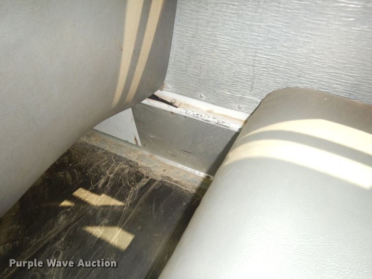 image for item DG0778 2002 Thomas 1100S  school bus