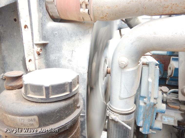 image for item DG0778 2002 Thomas 1100S  school bus