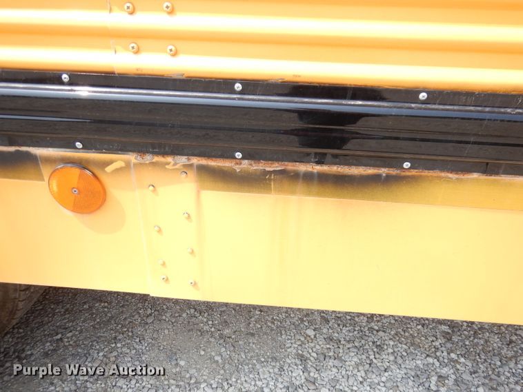 image for item DG0778 2002 Thomas 1100S  school bus