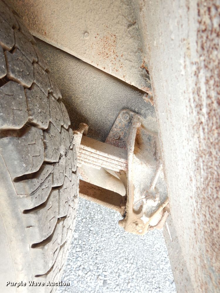 image for item DG0778 2002 Thomas 1100S  school bus