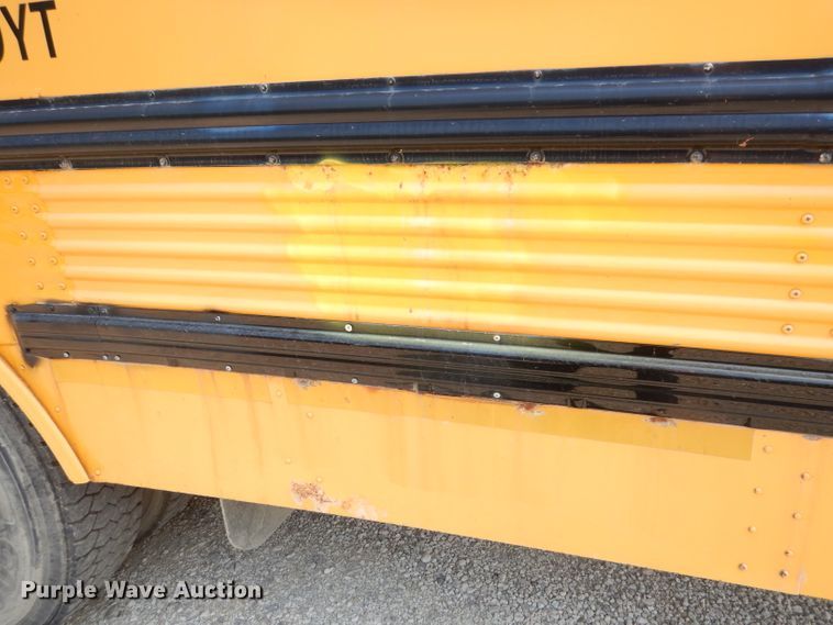 image for item DG0778 2002 Thomas 1100S  school bus