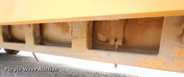 image for item DG0778 2002 Thomas 1100S  school bus