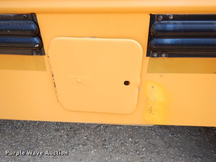 image for item DG0778 2002 Thomas 1100S  school bus