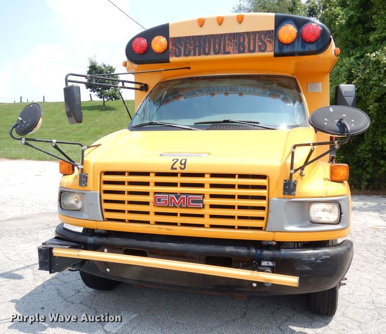 image for item DG0785 2005 GMC C5500  school bus