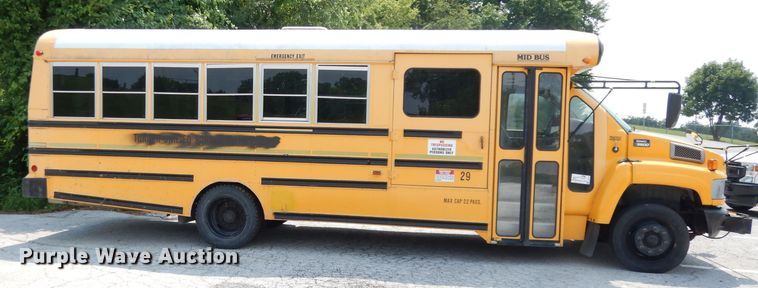 image for item DG0785 2005 GMC C5500  school bus