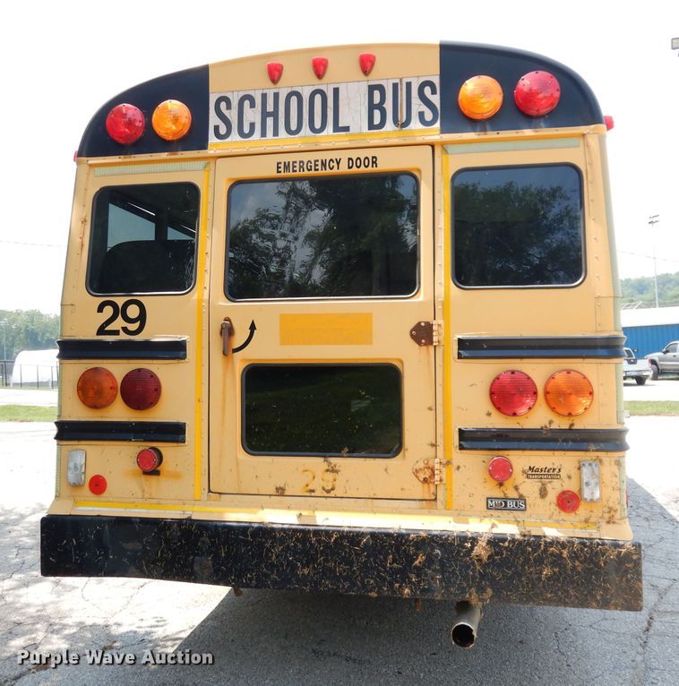 image for item DG0785 2005 GMC C5500  school bus