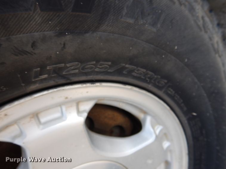 image for item DH2422 2000 Chevrolet Silverado 1500  Ext. Cab pickup truck