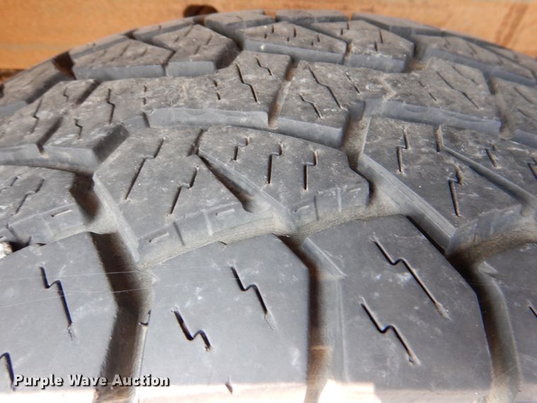 image for item DH2422 2000 Chevrolet Silverado 1500  Ext. Cab pickup truck