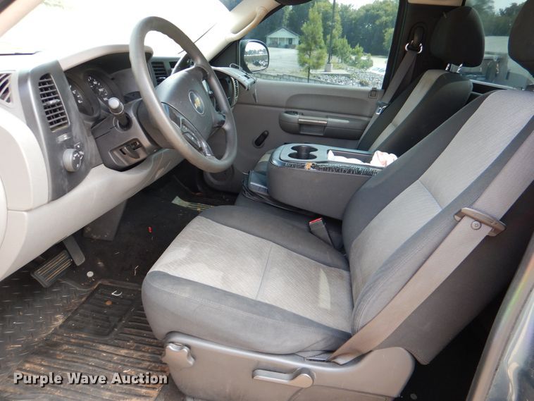 image for item DH2424 2007 Chevrolet Silverado 1500  pickup truck