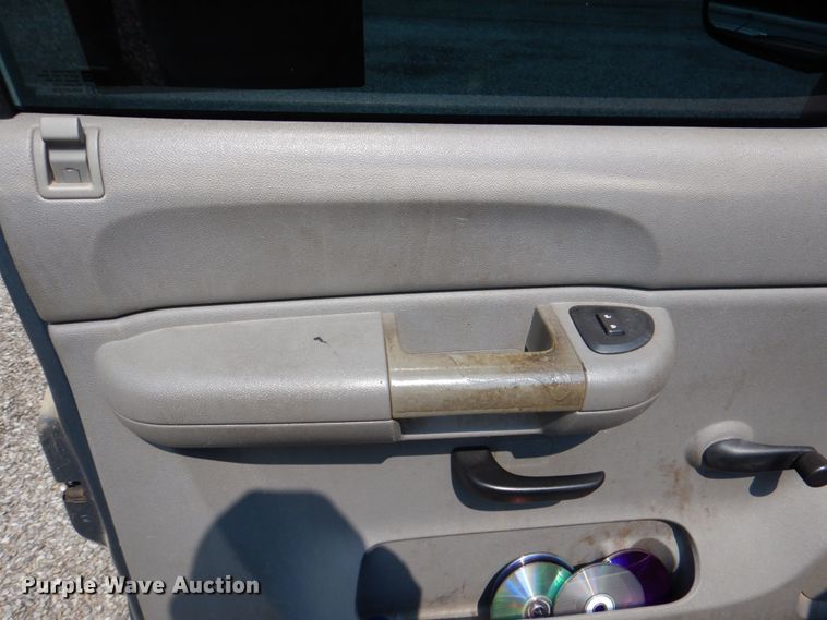 image for item DH2424 2007 Chevrolet Silverado 1500  pickup truck