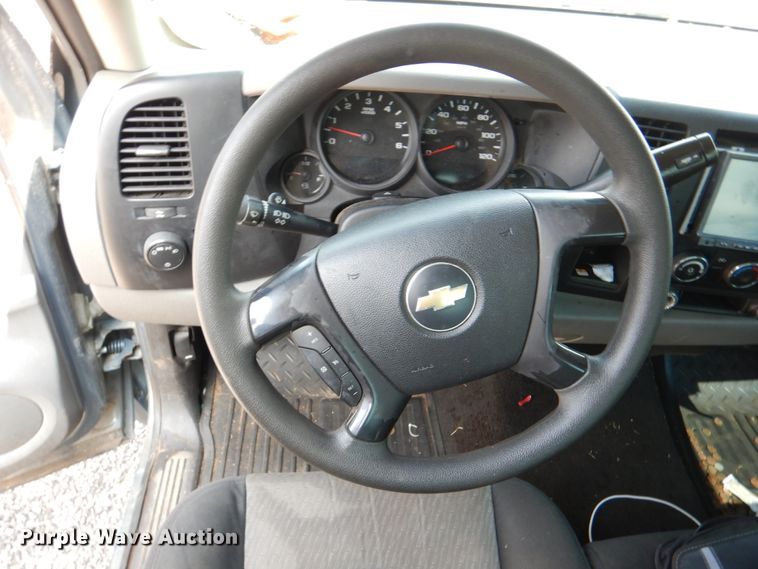 image for item DH2424 2007 Chevrolet Silverado 1500  pickup truck