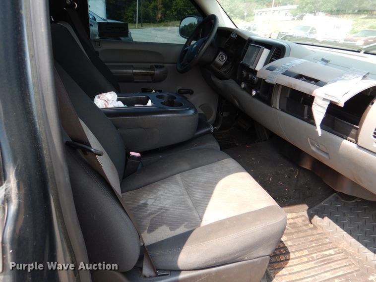 image for item DH2424 2007 Chevrolet Silverado 1500  pickup truck