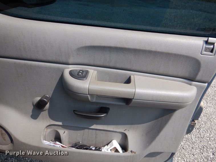 image for item DH2424 2007 Chevrolet Silverado 1500  pickup truck