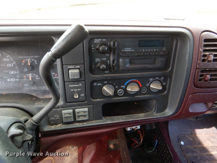 image for item DH2427 1997 Chevrolet K1500  Ext. Cab pickup truck