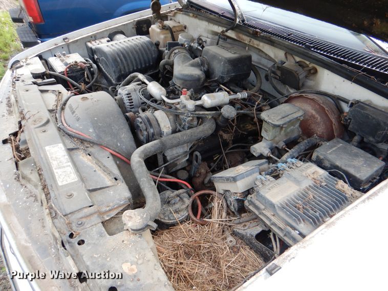 image for item DH2427 1997 Chevrolet K1500  Ext. Cab pickup truck