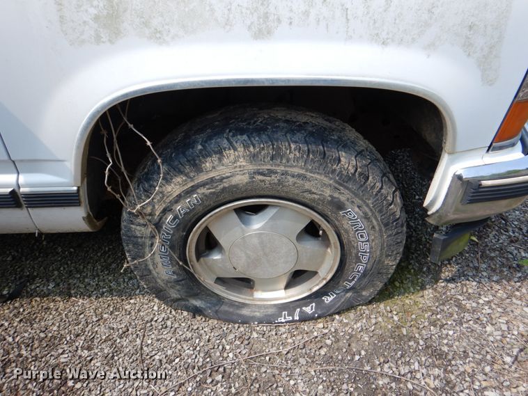 image for item DH2427 1997 Chevrolet K1500  Ext. Cab pickup truck