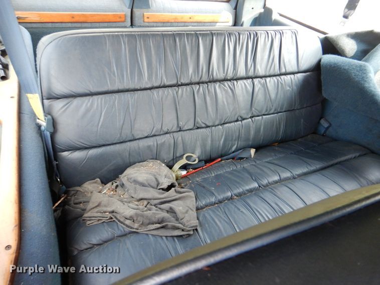 image for item DH2429 1994 Chevrolet Suburban K1500  SUV