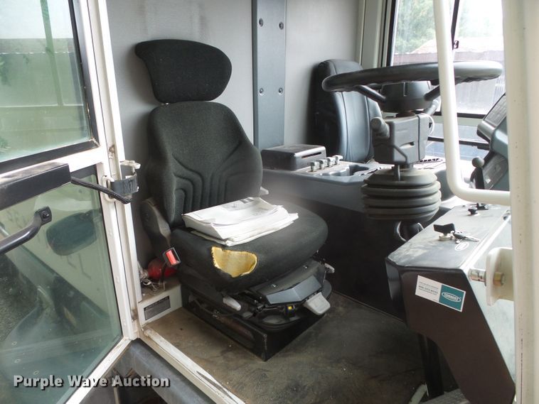 image for item DI5676 Tennent Sentinel  street sweeper truck