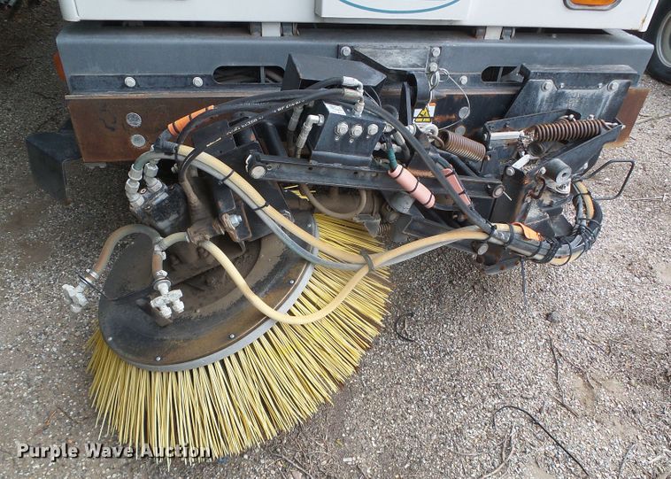 image for item DI5676 Tennent Sentinel  street sweeper truck