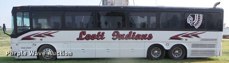 image for item DI5678 2000 Blue Bird LCT40  coach bus