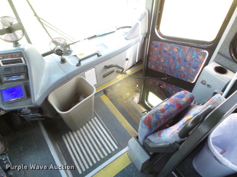 image for item DI5678 2000 Blue Bird LCT40  coach bus