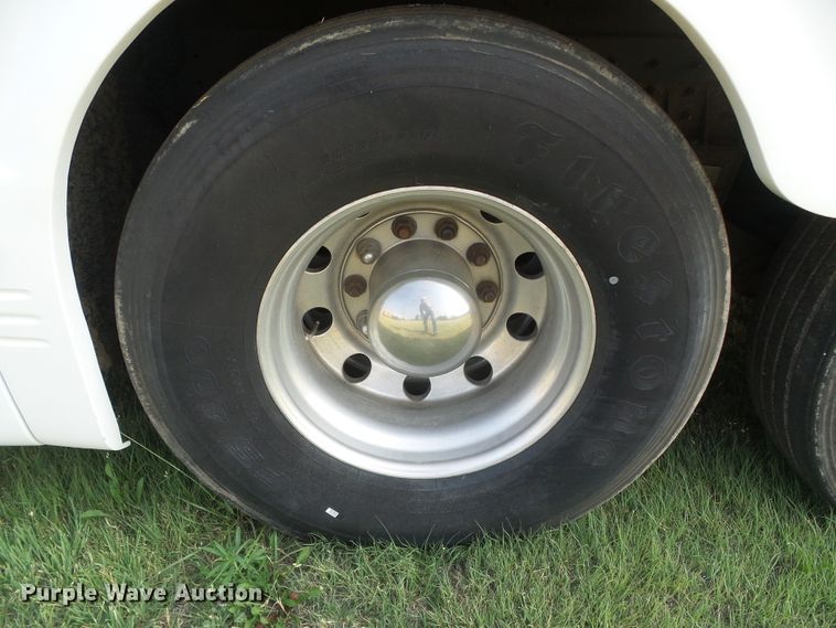 image for item DI5678 2000 Blue Bird LCT40  coach bus