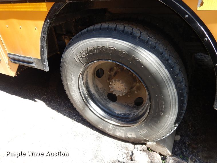 image for item DI6653 2002 Chevrolet Blue Bird  school bus