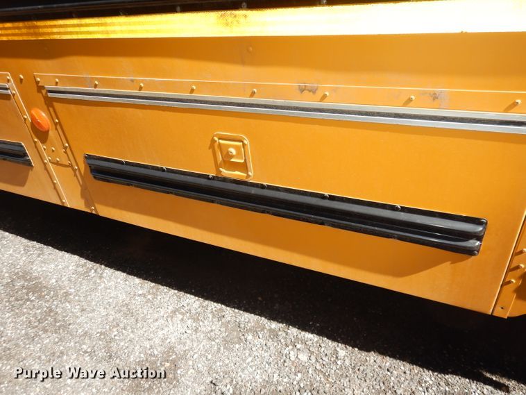 image for item DI6653 2002 Chevrolet Blue Bird  school bus