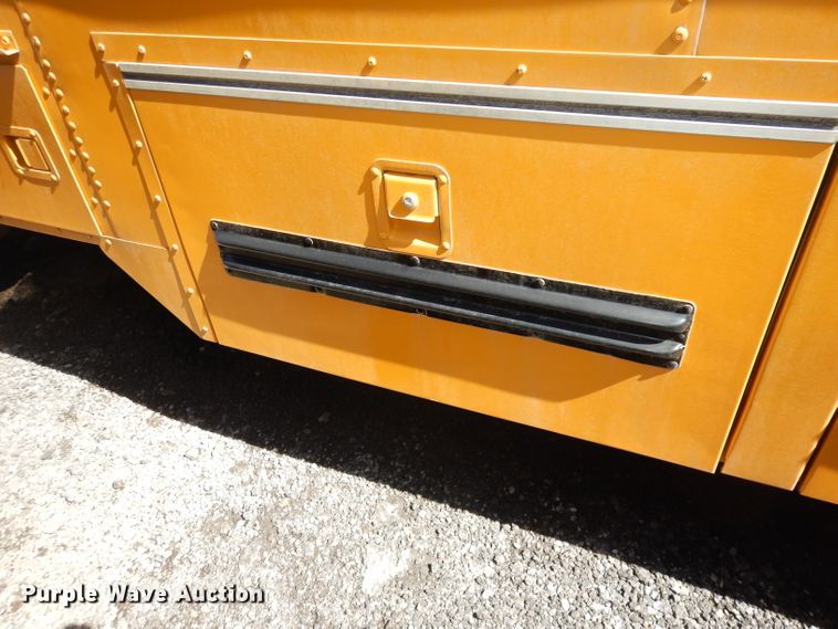 image for item DI6653 2002 Chevrolet Blue Bird  school bus