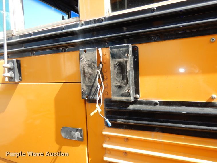 image for item DI6653 2002 Chevrolet Blue Bird  school bus