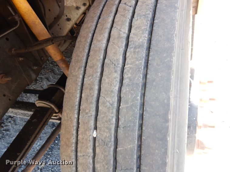 image for item DI6653 2002 Chevrolet Blue Bird  school bus