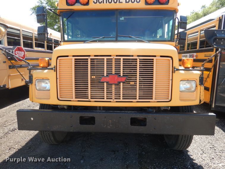 image for item DI6653 2002 Chevrolet Blue Bird  school bus